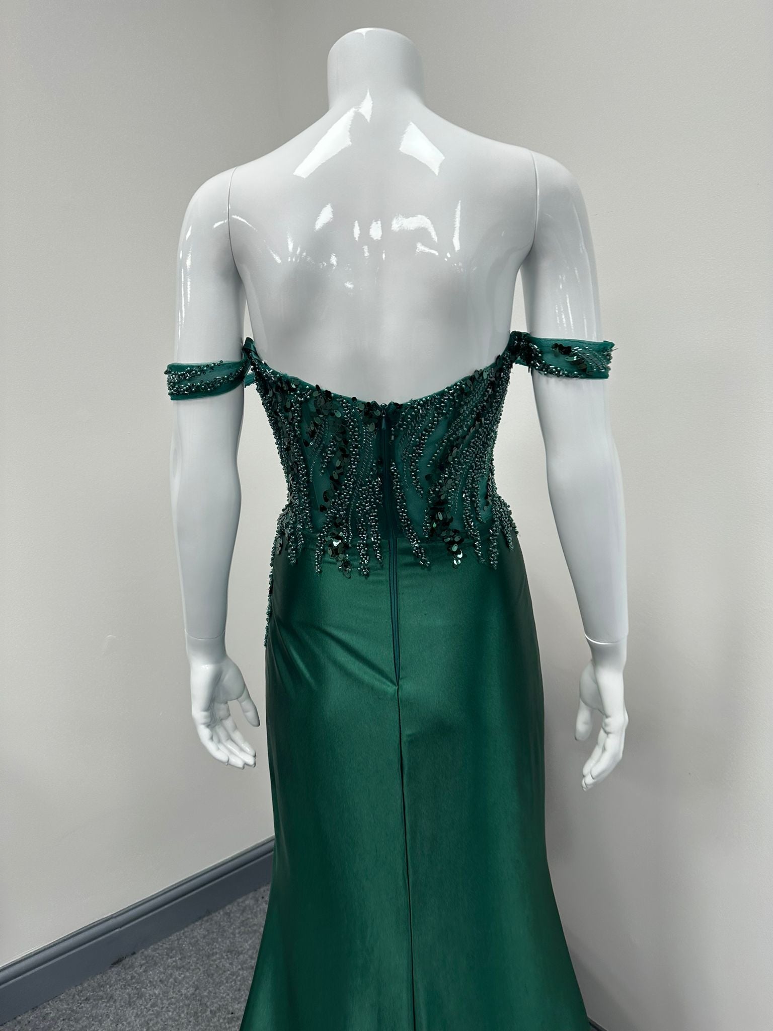 Dark Green Sequinned Ballgown, Cruise, Special Occasion,  Prom Dress RRP £645 we sell at £199